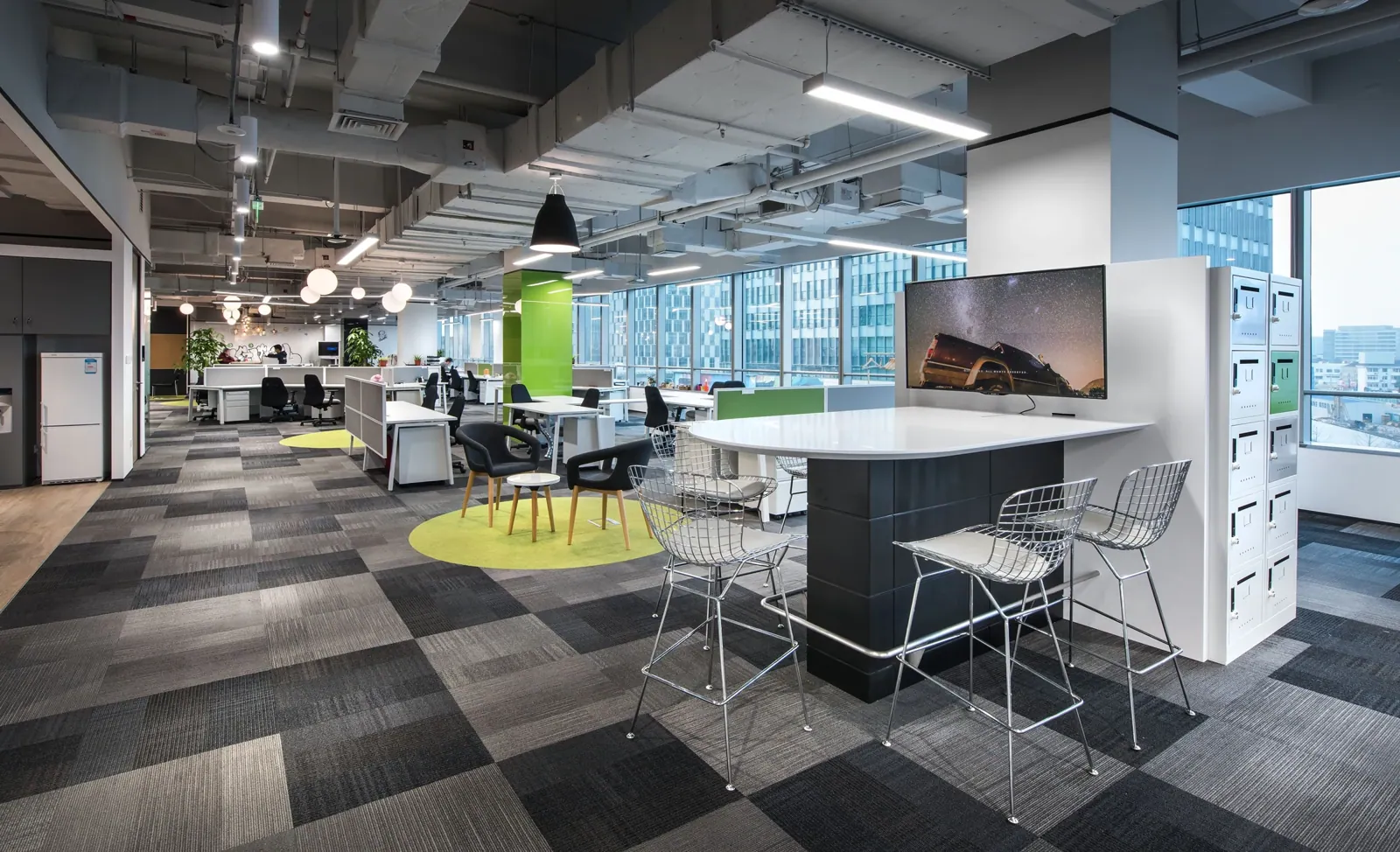 Deloitte Greenhouse — Open workplace