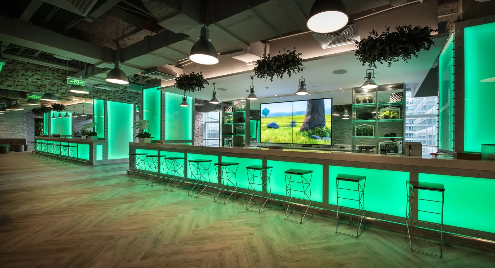 Deloitte Greenhouse — Shared social counter