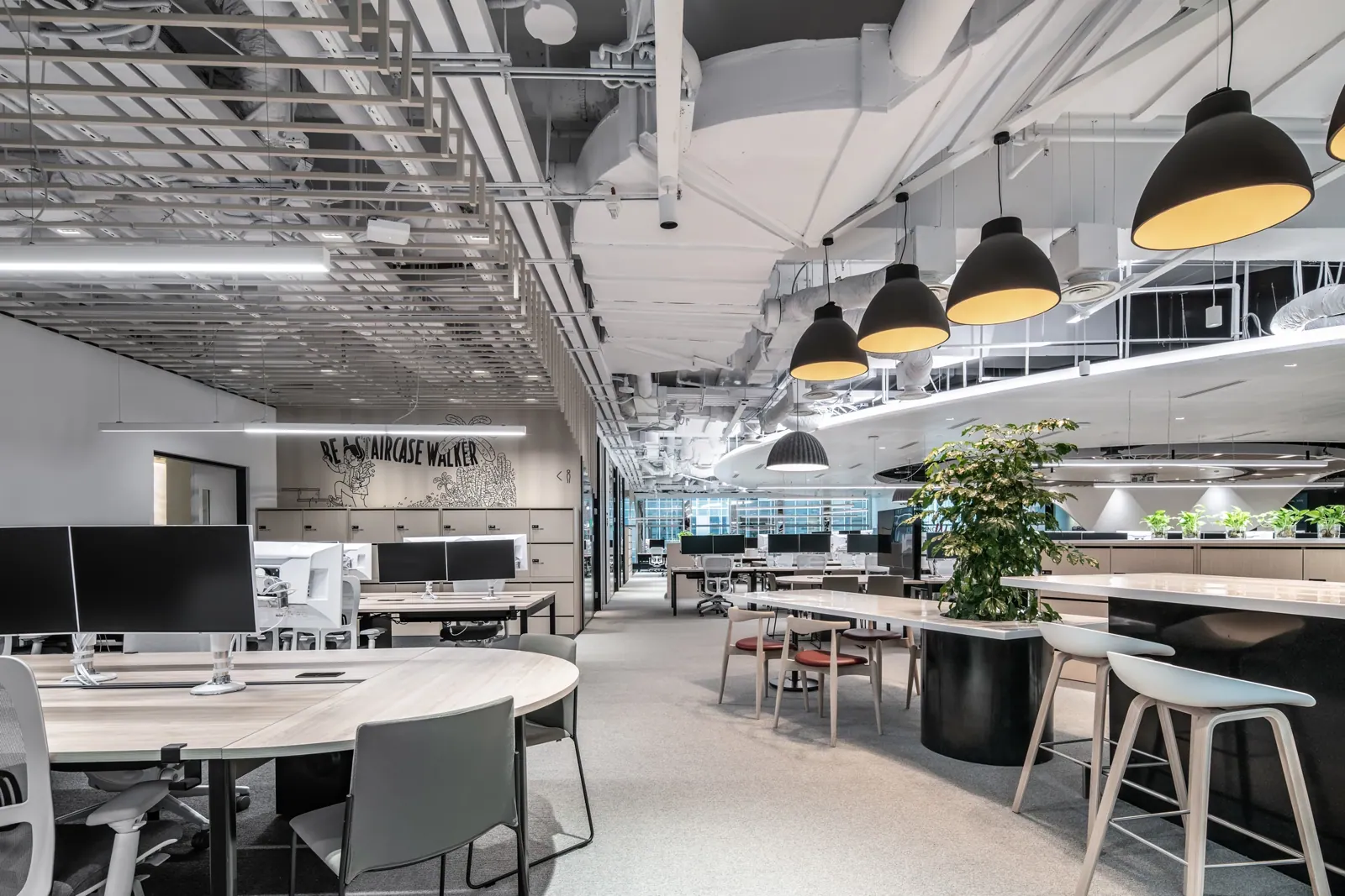 Hang Seng Workplace — Shared work settings