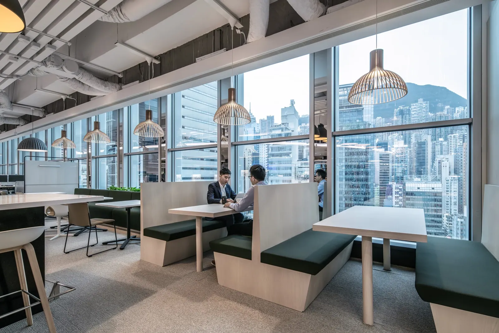 Hang Seng Workplace — Window-side collaboration