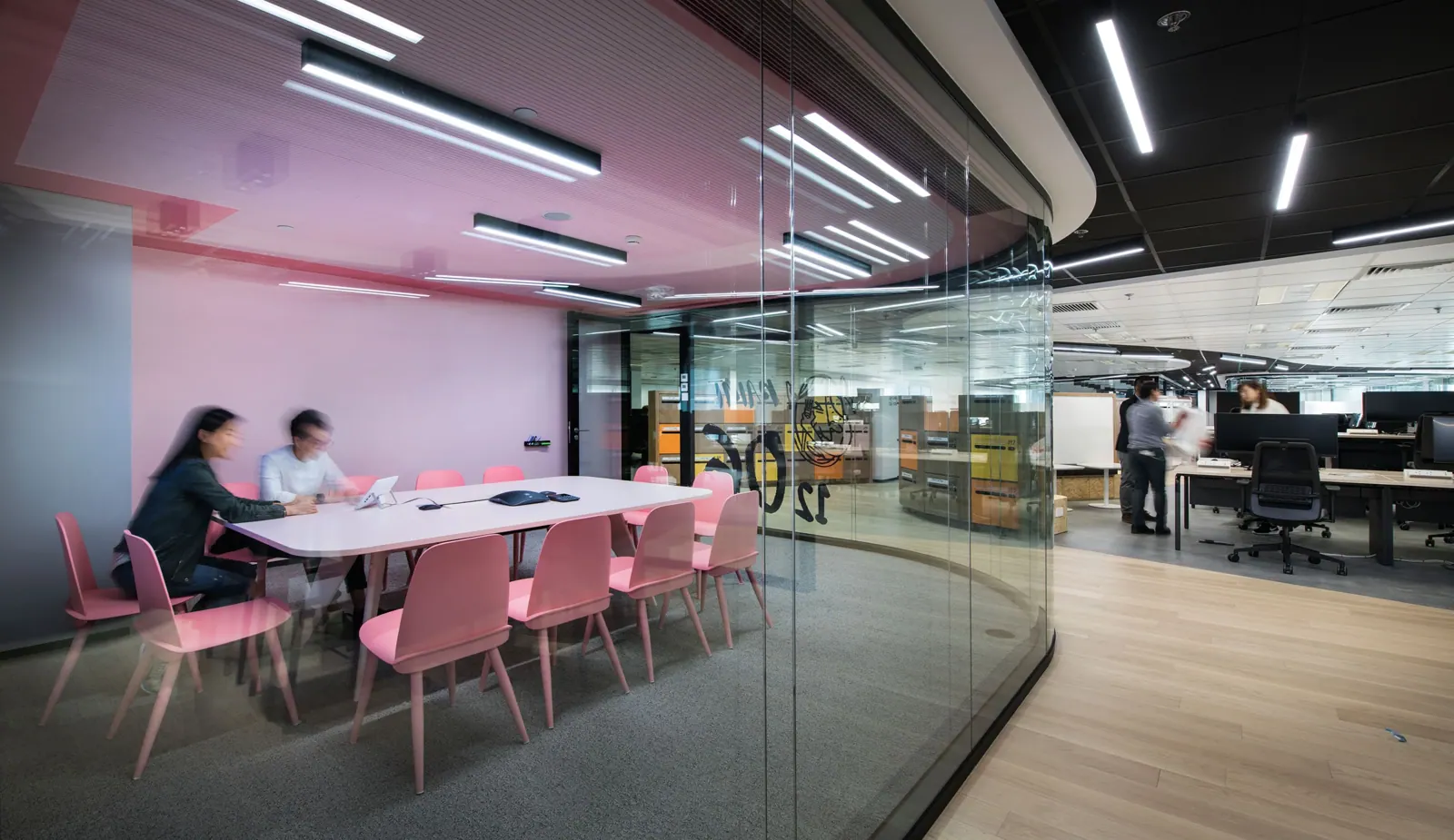 HSBC Collaborative Workplace — Informal collaboration