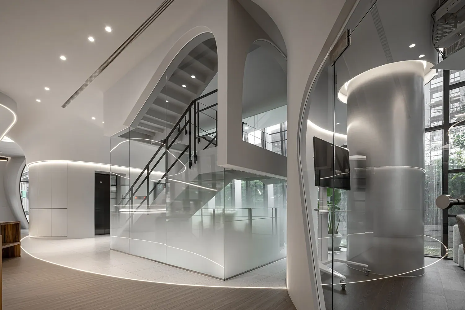 Jingmei Architectural Office — Glass meeting enclosure