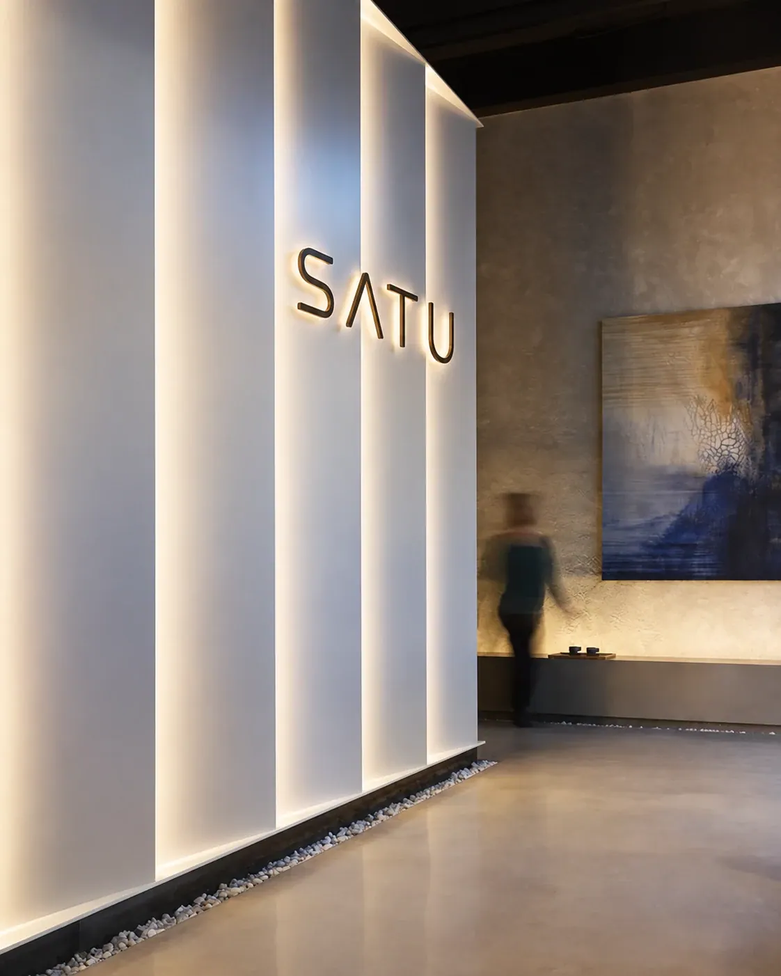 SATU 品牌光牆與室內空間